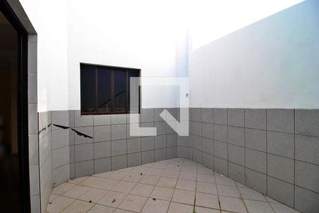 Casa à venda com 320m², 5 quartos e 10 vagasJardim de Inverno