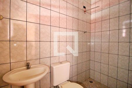 Casa à venda com 320m², 5 quartos e 10 vagasBanheiro de Serviço
