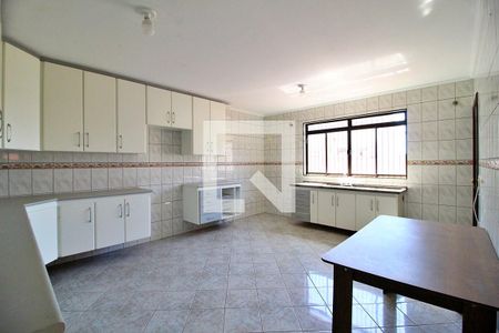 Casa à venda com 320m², 5 quartos e 10 vagasCozinha