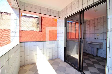 Casa à venda com 320m², 5 quartos e 10 vagasÁrea de Serviço
