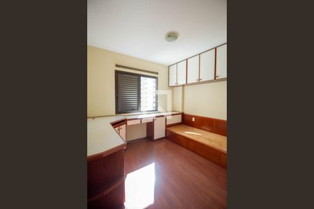 Apartamento para alugar com 94m², 3 quartos e 2 vagasQuarto 3