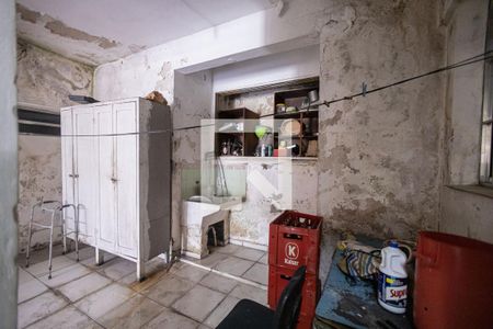 Casa à venda com 542m², 2 quartos e 3 vagas Casa à venda com 542m², 2 quartos e 3 vagasÁrea de Serviço