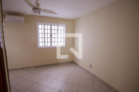 Quarto Suíte de casa à venda com 3 quartos, 110m² em Curicica, Rio de Janeiro