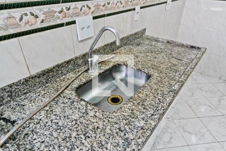Cozinha de apartamento para alugar com 3 quartos, 72m² em Vila Palmeiras, São Paulo