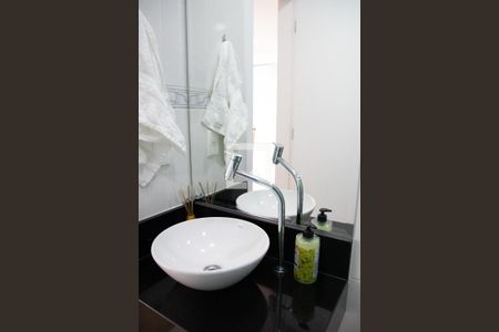 Apartamento à venda com 79m², 3 quartos e 2 vagasBanheiro 2