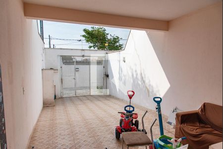 Casa à venda com 114m², 3 quartos e 2 vagasGaragem