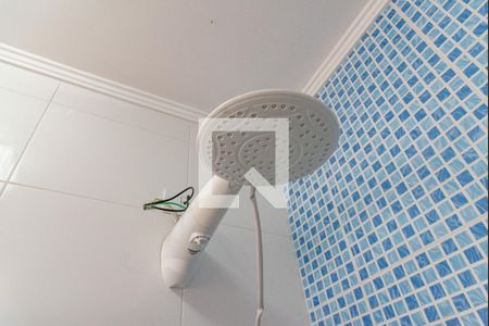 Casa à venda com 114m², 3 quartos e 2 vagasChuveiro