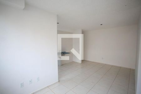 Sala de apartamento para alugar com 2 quartos, 43m² em Curicica, Rio de Janeiro