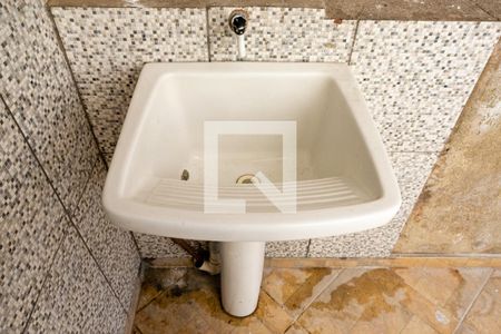 Casa à venda com 800m², 2 quartos e 1 vagaÁrea de serviço