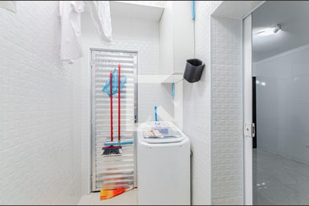 Casa à venda com 144m², 3 quartos e 1 vagaÁrea de Serviço