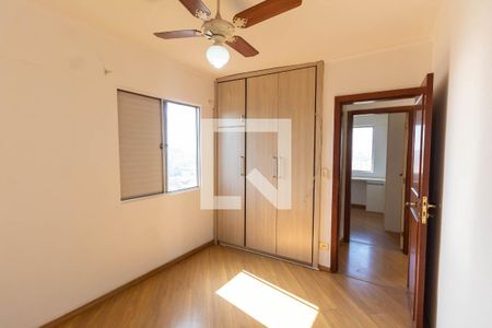 Quarto 1 de apartamento para alugar com 2 quartos, 50m² em Vila Londrina, São Paulo