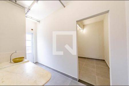 Entrada de kitnet/studio para alugar com 1 quarto, 25m² em Caiçaras, Belo Horizonte