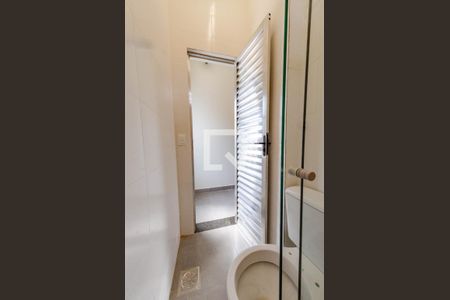 Studio para alugar com 25m², 1 quarto e sem vaga Studio para alugar com 25m², 1 quarto e sem vagaBanheiro
