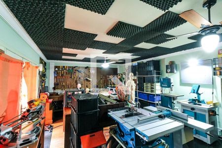 Casa à venda com 470m², 4 quartos e 2 vagas Casa à venda com 470m², 4 quartos e 2 vagasAtelier