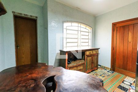 Casa à venda com 470m², 4 quartos e 2 vagas Casa à venda com 470m², 4 quartos e 2 vagasSala de Almoço