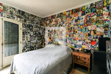 Casa à venda com 470m², 4 quartos e 2 vagas Casa à venda com 470m², 4 quartos e 2 vagasSuíte 4