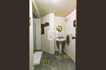 Casa à venda com 470m², 4 quartos e 2 vagas Casa à venda com 470m², 4 quartos e 2 vagasBanheiro da Área de Lazer