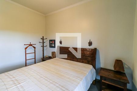 Casa à venda com 470m², 4 quartos e 2 vagas Casa à venda com 470m², 4 quartos e 2 vagasSuíte 2