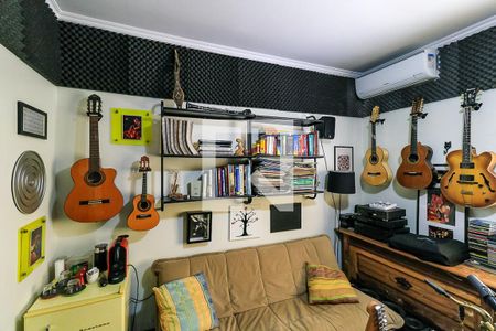 Casa à venda com 470m², 4 quartos e 2 vagas Casa à venda com 470m², 4 quartos e 2 vagasSuíte 3