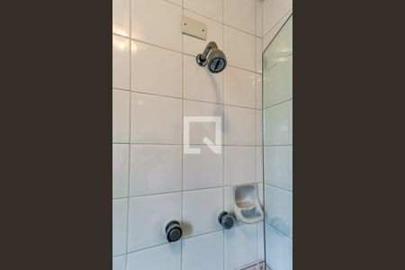 Casa à venda com 470m², 4 quartos e 2 vagas Casa à venda com 470m², 4 quartos e 2 vagasBanheiro da Suíte 1