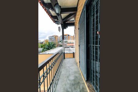 Casa à venda com 470m², 4 quartos e 2 vagas Casa à venda com 470m², 4 quartos e 2 vagasTerraço Suíte 4 e 2