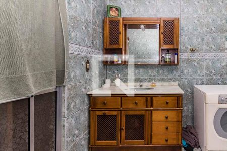 Casa à venda com 279m², 3 quartos e 2 vagasBanheiro da Suíte