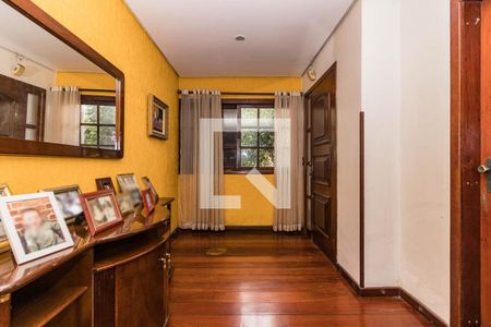 Sala de casa à venda com 3 quartos, 279m² em São José, Porto Alegre
