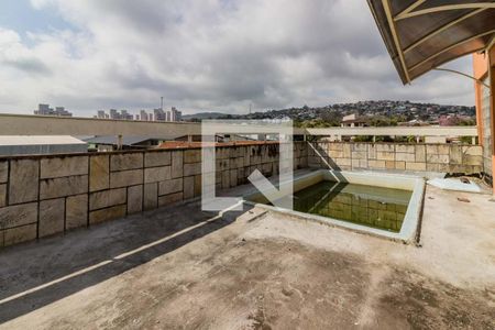 Casa à venda com 279m², 3 quartos e 2 vagasPiscina