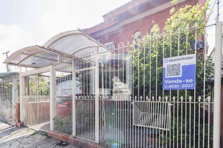 Casa à venda com 279m², 3 quartos e 2 vagasFachada