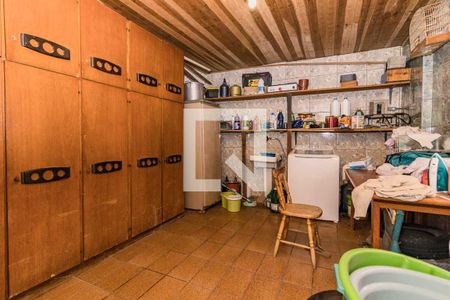 Casa à venda com 279m², 3 quartos e 2 vagasÁrea de Serviço