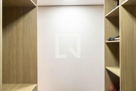 Casa à venda com 150m², 3 quartos e 2 vagasCloset da Suíte