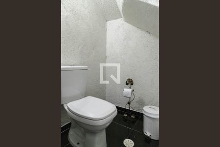 Casa à venda com 150m², 3 quartos e 2 vagasBanheiro