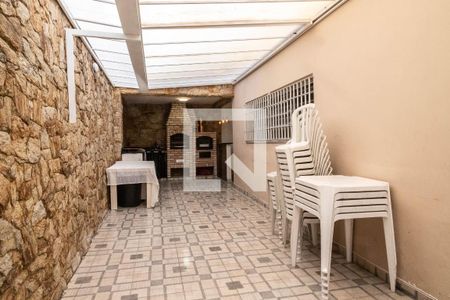 Casa à venda com 150m², 3 quartos e 2 vagasQuintal