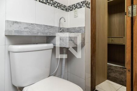 Casa à venda com 150m², 3 quartos e 2 vagasBanheiro da Suíte