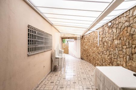 Casa à venda com 150m², 3 quartos e 2 vagasQuintal