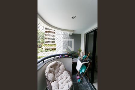 Varanda de apartamento à venda com 3 quartos, 93m² em Vila Suzana, São Paulo