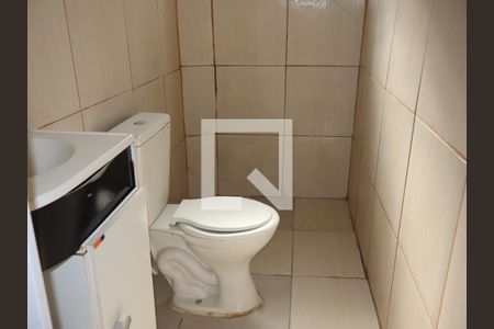 Banheiro de casa para alugar com 1 quarto, 50m² em Vila Prudente, São Paulo