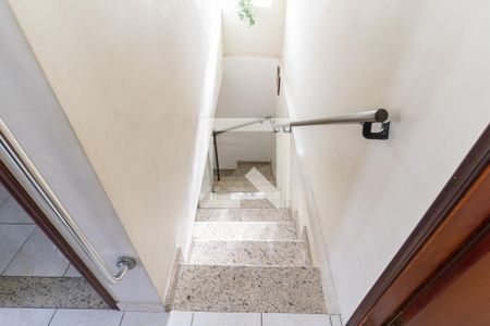 Escada de casa à venda com 3 quartos, 112m² em Sacomã, São Paulo