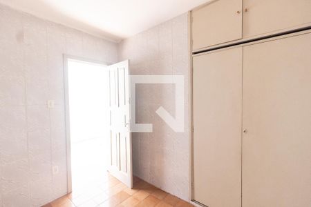 Casa à venda com 170m², 2 quartos e 2 vagasQuarto de serviço 1