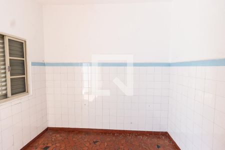 Casa à venda com 170m², 2 quartos e 2 vagasQuarto de serviço 2