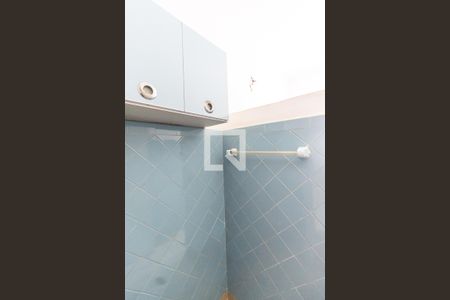 Casa à venda com 170m², 2 quartos e 2 vagasBanheiro