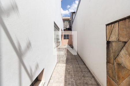 Casa à venda com 170m², 2 quartos e 2 vagasCorredor