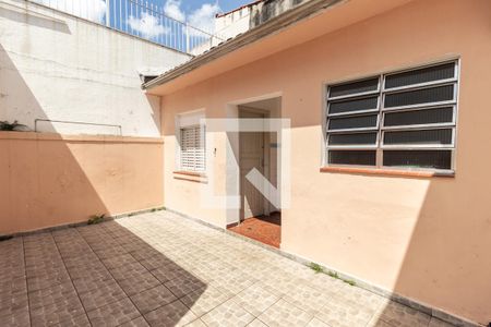 Casa à venda com 170m², 2 quartos e 2 vagasQuintal