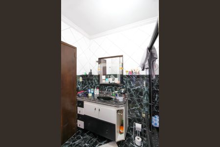 Casa à venda com 226m², 3 quartos e 5 vagasBanheiro da Suíte