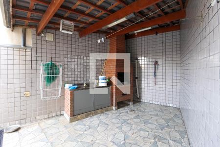 Casa à venda com 226m², 3 quartos e 5 vagasChurrasqueira