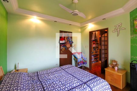 Casa à venda com 226m², 3 quartos e 5 vagasQuarto Suíte