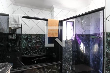 Casa à venda com 226m², 3 quartos e 5 vagasBanheiro da Suíte