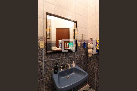 Casa à venda com 226m², 3 quartos e 5 vagasBanheiro