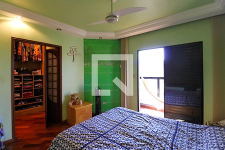 Casa à venda com 226m², 3 quartos e 5 vagasQuarto Suíte