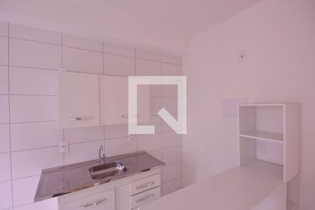 Cozinha de apartamento para alugar com 2 quartos, 40m² em Jardim São Savério, São Paulo
